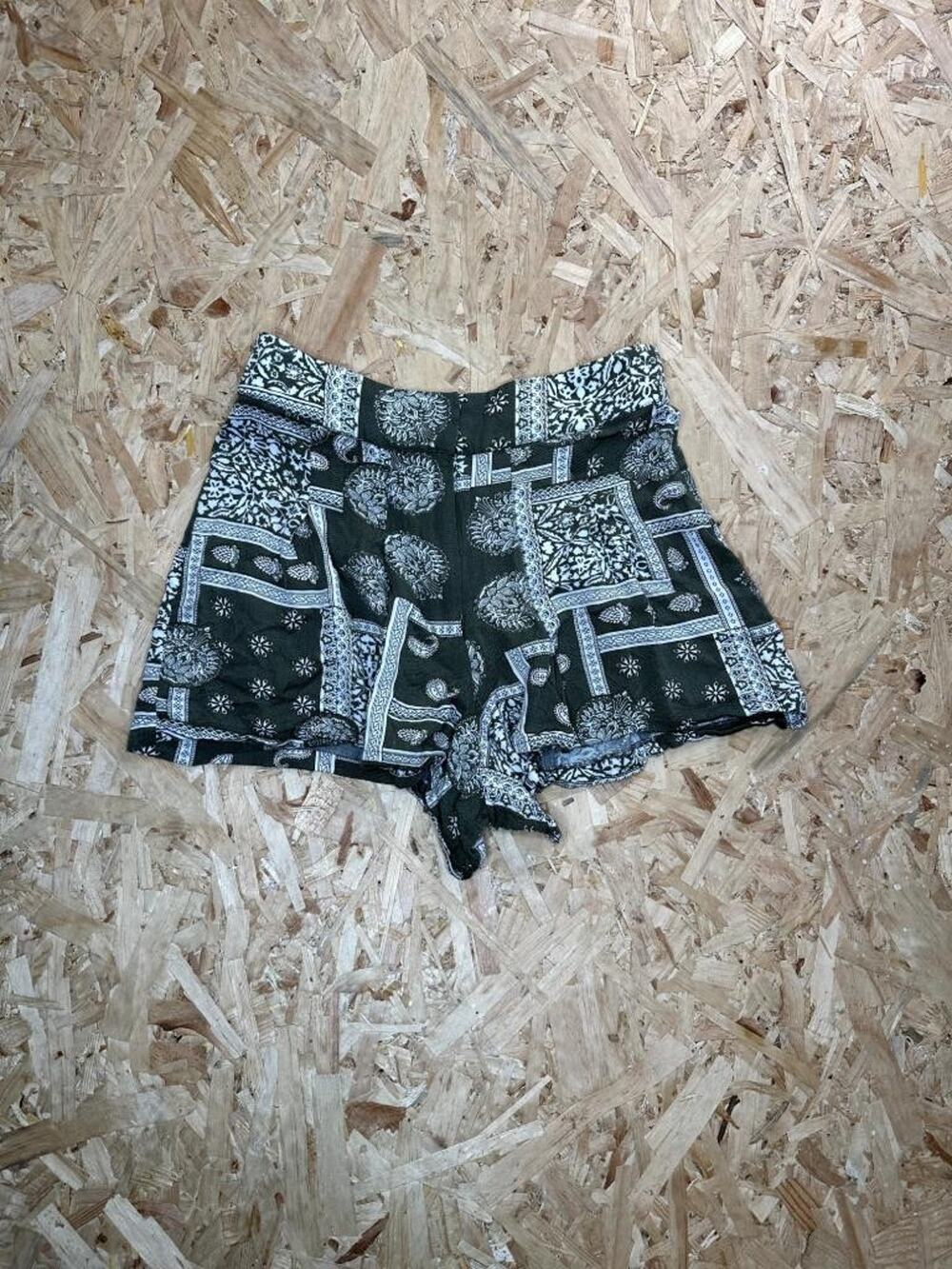 Valija Womens Paisley Patchwork Shorts Size L Olive Green Boho Festival Summer